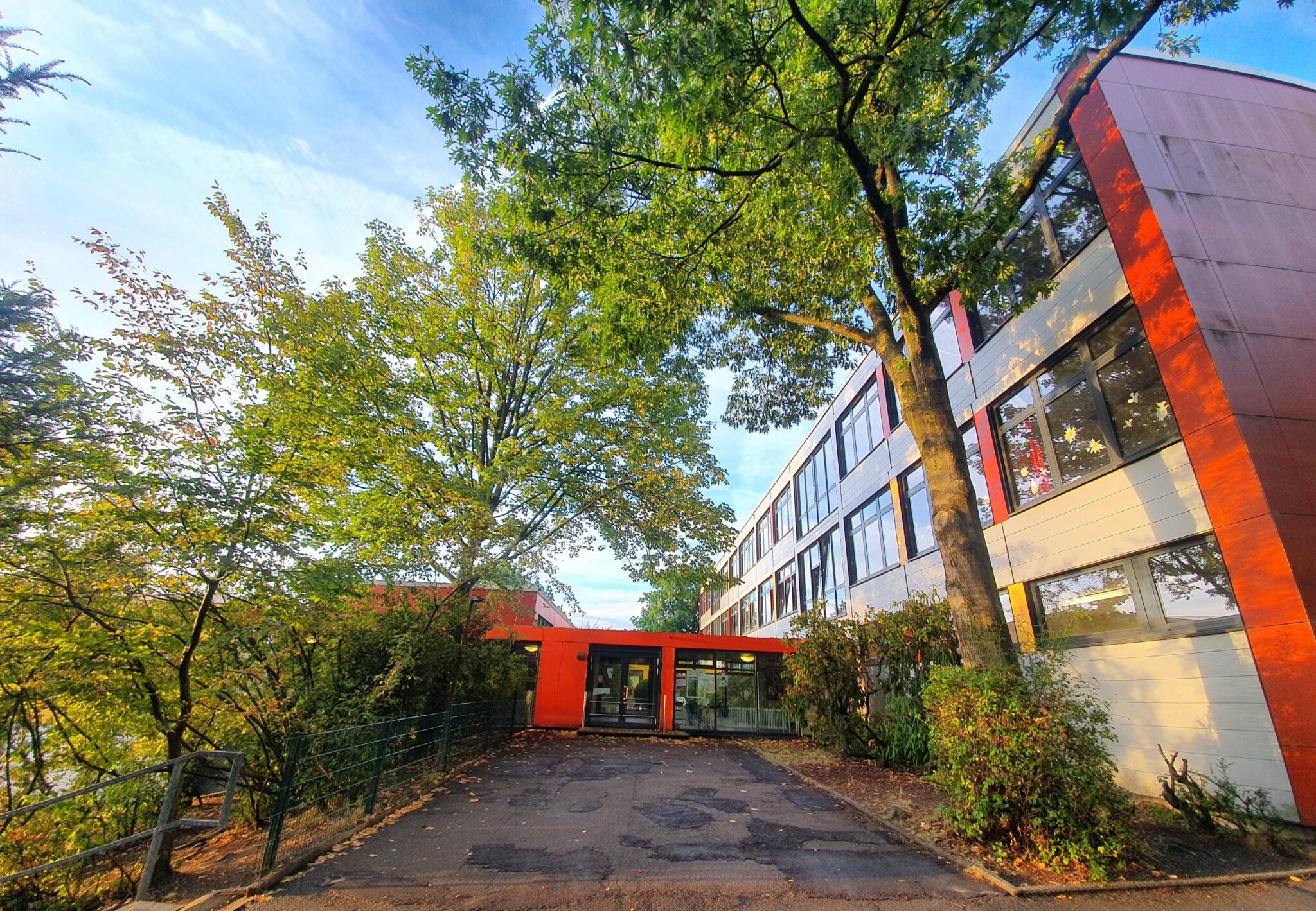 Unser Schulgebäude - Adolf-Kolping-Schule
